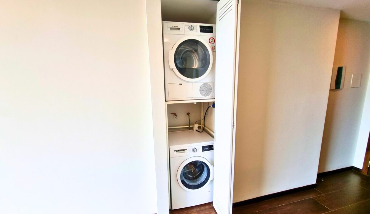 Imagen de WhatsApp 2025-04-09 a las 21.28.46_90549f9c