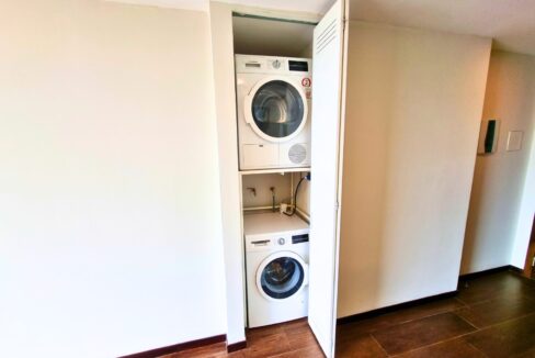 Imagen de WhatsApp 2025-04-09 a las 21.28.46_90549f9c